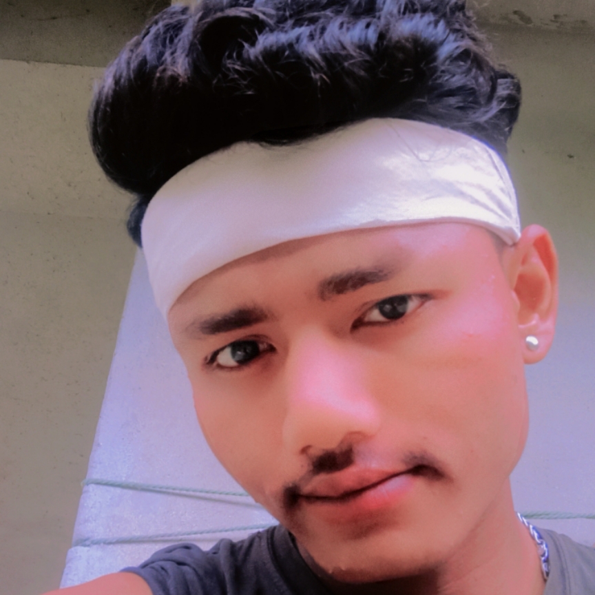 Md Azad